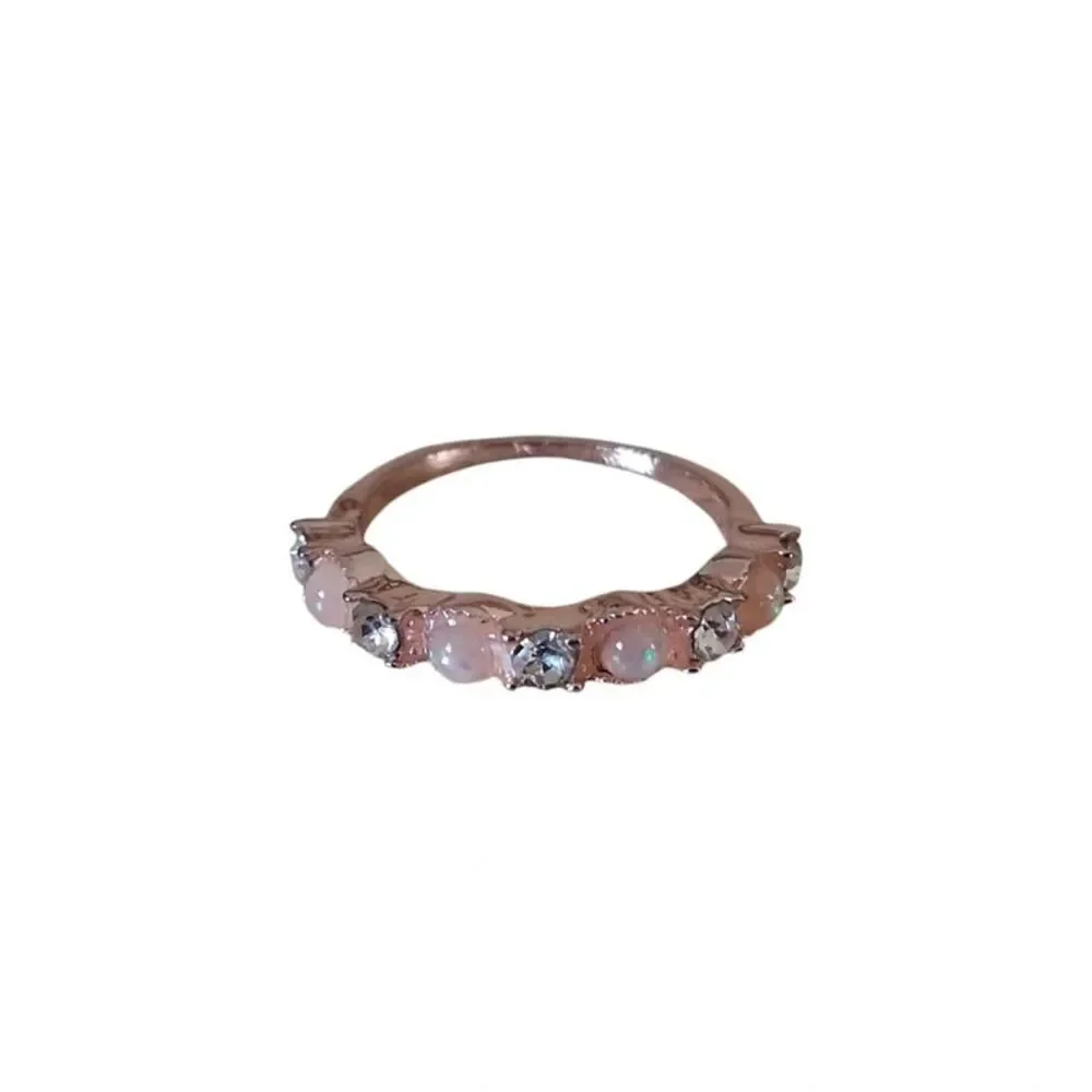 Rose Gold Toned Band Iridescent Rhinestones Encrusted Lightweight Ring Size 6.5